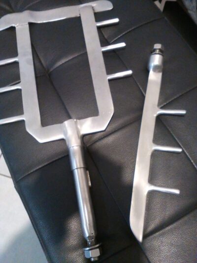 Fourche et peigne en acier soudés