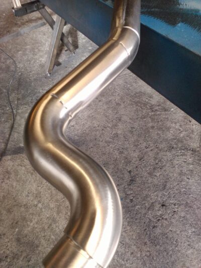 Tube d'échappement en inox satiné